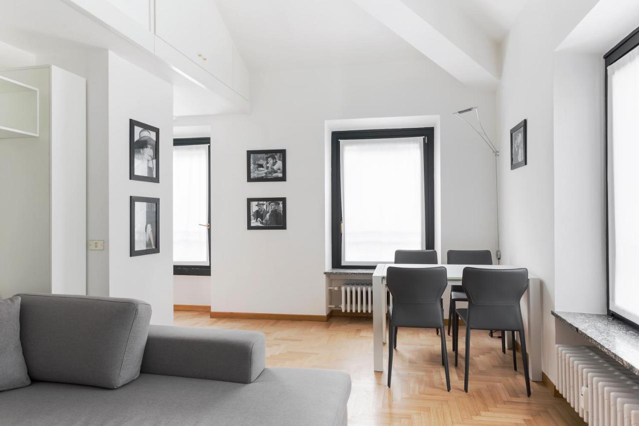 Living Brera, A Unique Experience - Vicolo Fiori Apartment มิลาน ภายนอก รูปภาพ