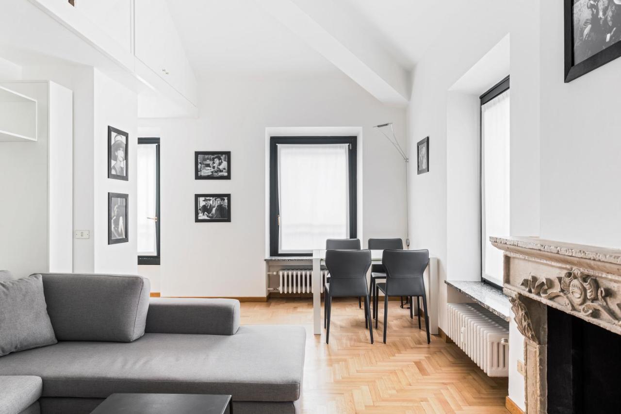 Living Brera, A Unique Experience - Vicolo Fiori Apartment มิลาน ภายนอก รูปภาพ