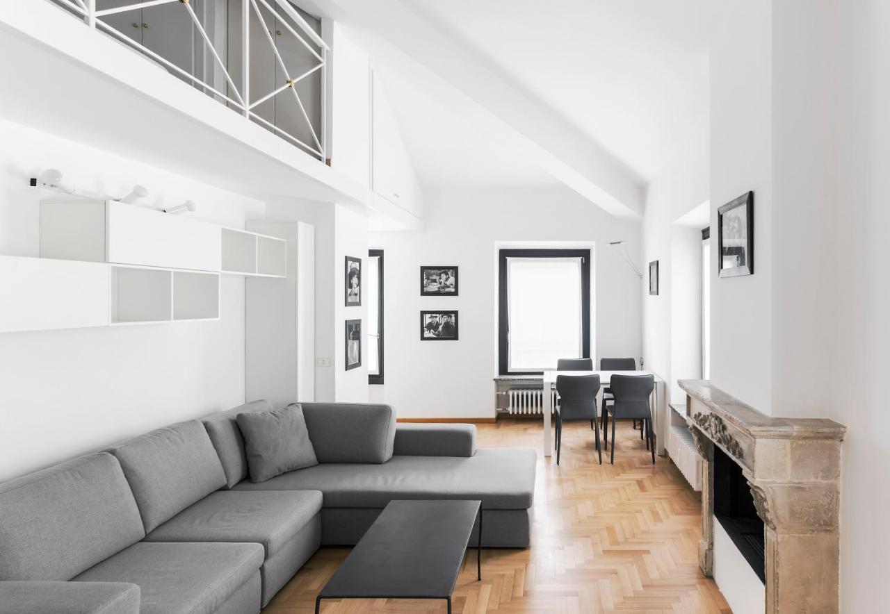 Living Brera, A Unique Experience - Vicolo Fiori Apartment มิลาน ภายนอก รูปภาพ